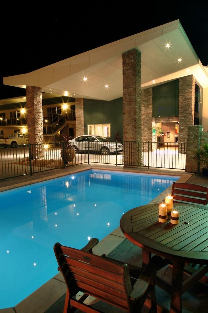 Stay 284 Rotorua - Refurbished Modern Accommodation ภายนอก รูปภาพ