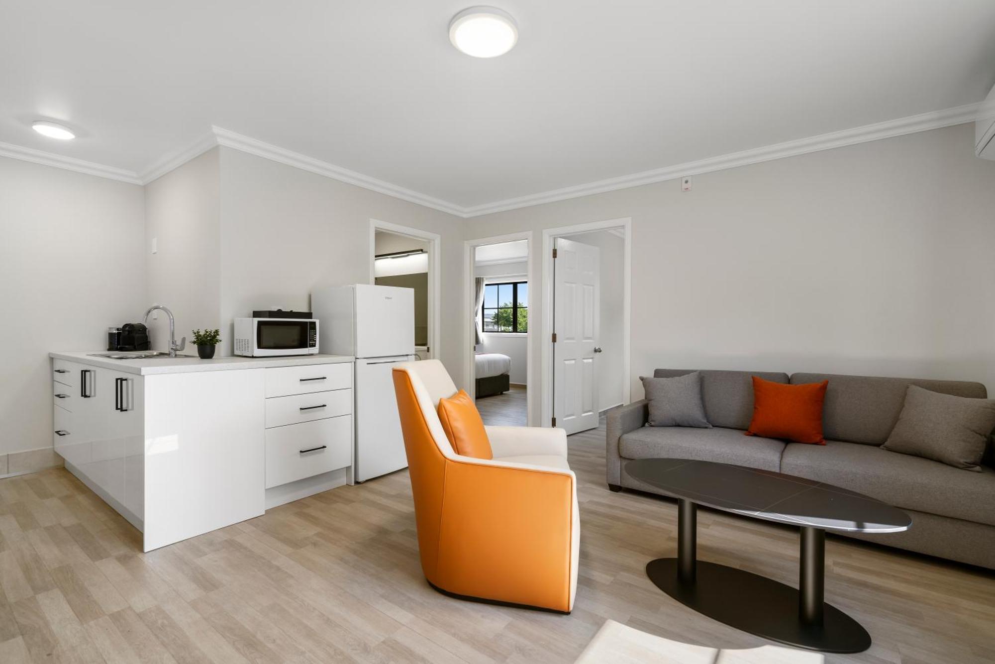 Stay 284 Rotorua - Refurbished Modern Accommodation ภายนอก รูปภาพ