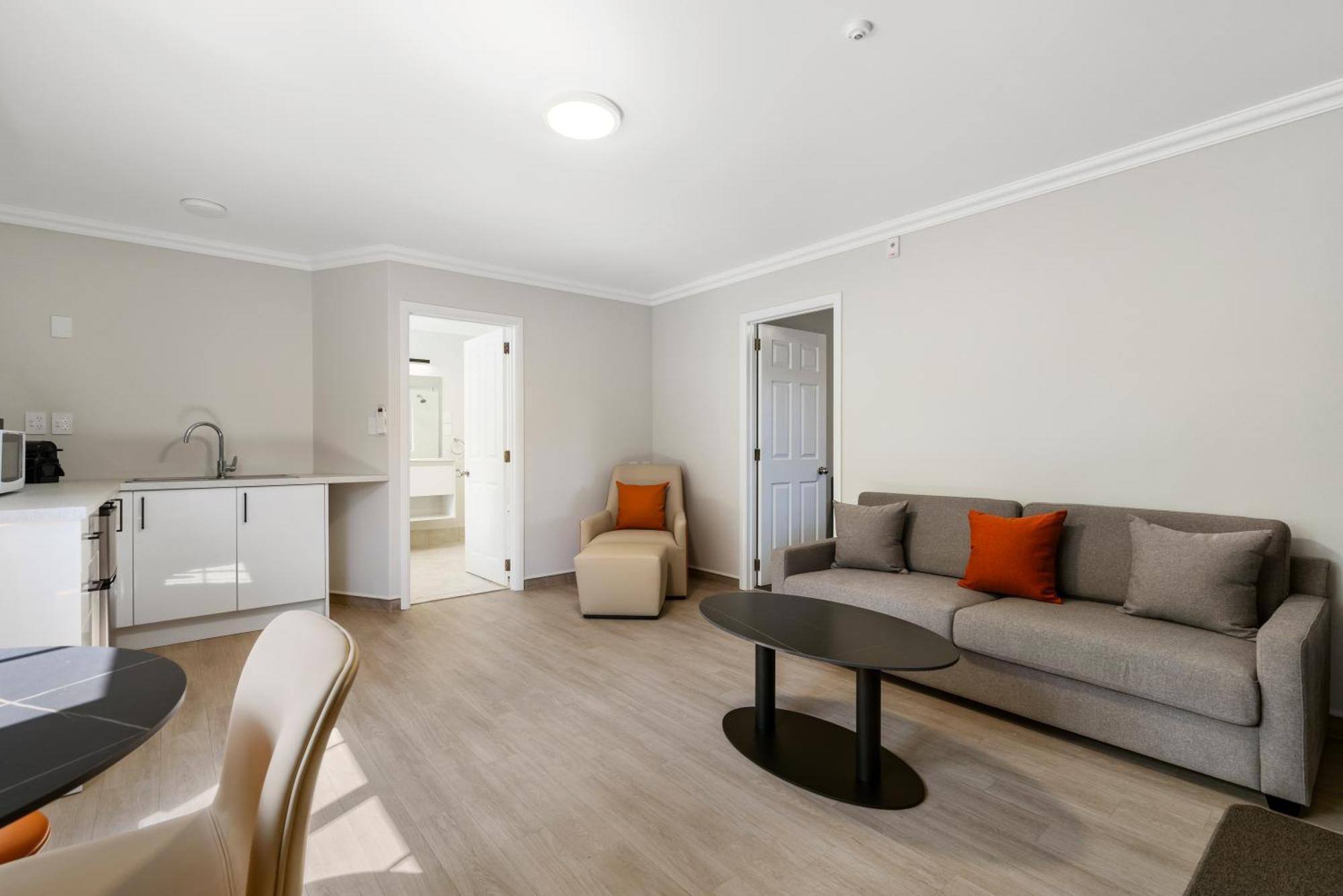 Stay 284 Rotorua - Refurbished Modern Accommodation ภายนอก รูปภาพ