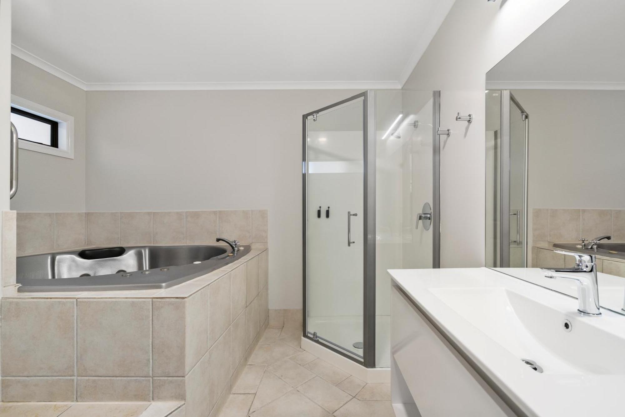 Stay 284 Rotorua - Refurbished Modern Accommodation ห้อง รูปภาพ