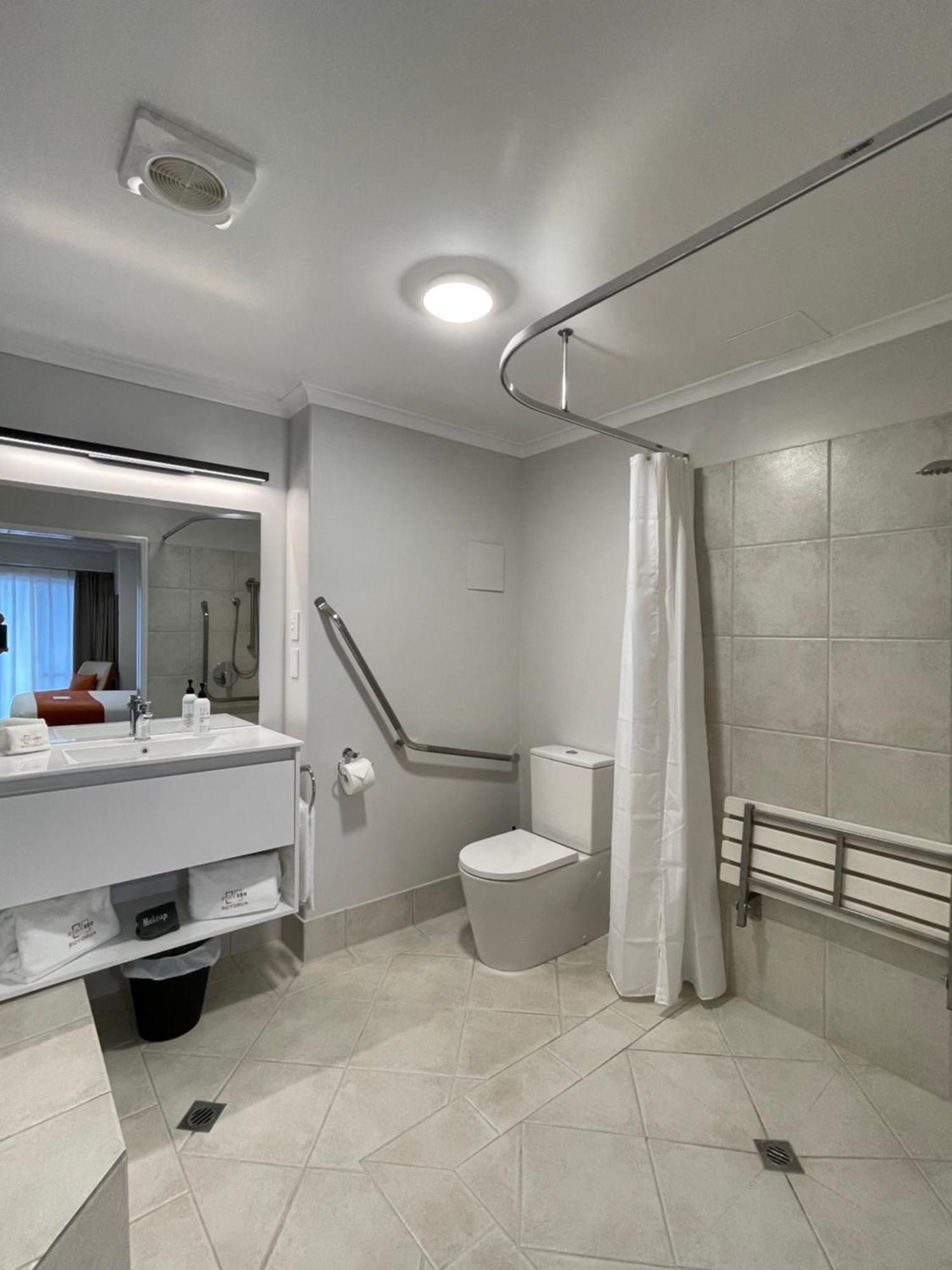 Stay 284 Rotorua - Refurbished Modern Accommodation ห้อง รูปภาพ