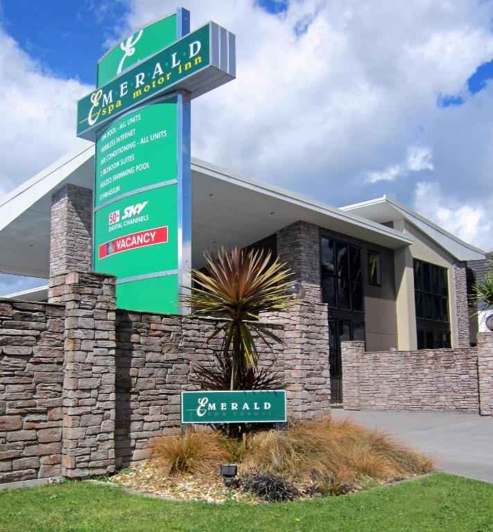 Stay 284 Rotorua - Refurbished Modern Accommodation ภายนอก รูปภาพ